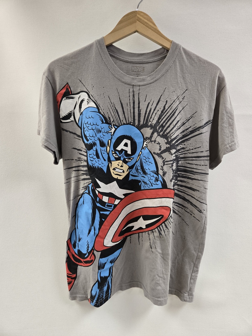 Marvel Captain America Shirt Mens Small Gray Comic Book Superhero Graphic Tee
